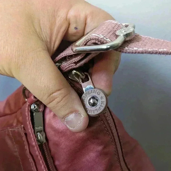 KIPLING Pink  crossbody small bag Perfect size to travel, 4 pockets - Picture 5 of 10